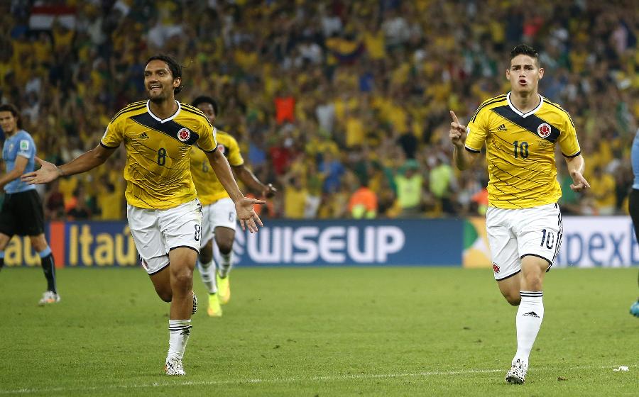 杜兰特关键中投命中，全场欢呼（杜兰特关键时刻中投命中，引爆全场欢呼）