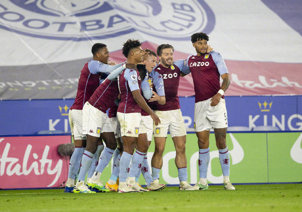 拉波尔塔：在新诺坎普为梅西办致敬仪式会很美好，但要等到26年底再谈（拉波尔塔：期待在新诺坎普为梅西举行致敬活动，但需等到2026年底再议）