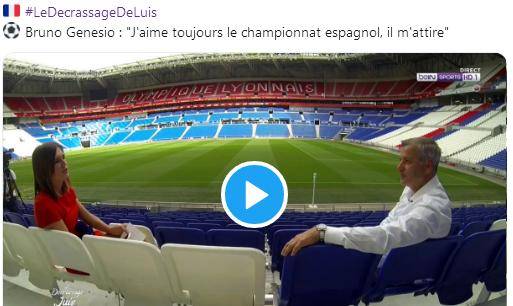 德转列英格兰球员身价TOP10：贝林厄姆1.6亿欧第1，埃泽上榜（德转公布英格兰球员身价前十榜：贝林厄姆以1.6亿欧居首，埃泽入选）