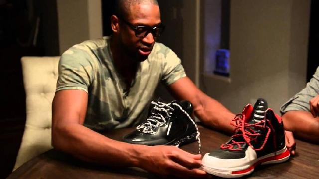 普利希奇：魔笛确实送了手机；看年轻队友表演会让我尬穿地心（普利希奇：魔笛确实送了手机；看年轻队友表演我尴尬到想钻地缝）