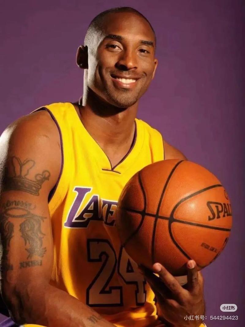 半场：热那亚1-1佛罗伦萨，厄斯蒂高破门，古德蒙德松点射（半场战报：热那亚1-1佛罗伦萨，厄斯蒂高建功，古德蒙德松点射）