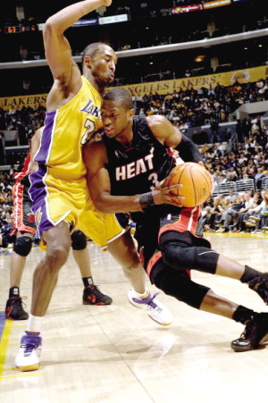 本赛季俱乐部双人组进球榜：凯恩+迪亚斯37球高居第一（本季俱乐部二人组进球排名：凯恩携迪亚斯以37球登顶）