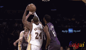 关键时刻挺身而出，帕罗特是爱尔兰首位世预赛客场戴帽的球员（帕罗特关键时刻爆发，成爱尔兰首位在世预赛客场上演帽子戏法的球员）