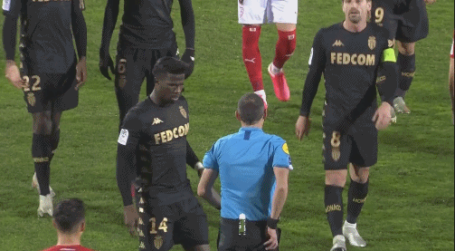 李金羽：不管明年带队征战中超什么样，都会为中国足球去努力（李金羽：无论明年带队征战中超如何，我都会为中国足球拼尽全力）