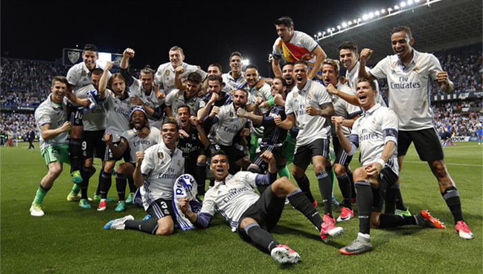 国米门将更替引热议，维卡里奥性价比突出，但适配性与未来规划存疑。（国米门将更替惹争议，维卡里奥性价比出众，但与体系契合度和未来规划仍存疑）