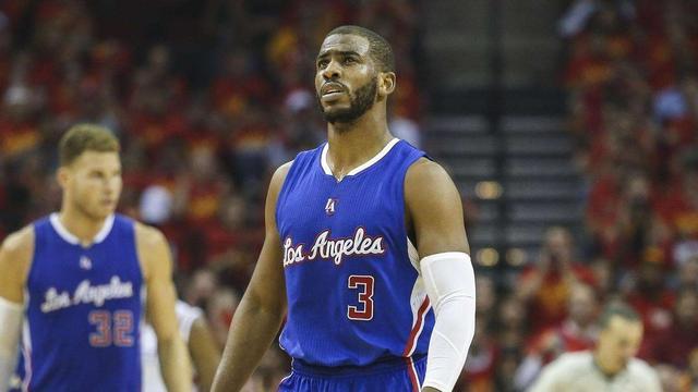 心系老东家，小罗社媒晒照祝贺弗拉门戈巴甲夺冠（小罗社媒发文晒照，祝贺老东家弗拉门戈夺得巴甲冠军）