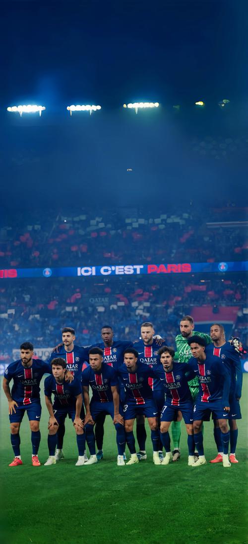 阿莫林：刚去葡体也被人说顶多撑3个月，我不喜欢频繁换球队（阿莫林：初到葡体有人断言我撑不过三个月，我不愿频繁换队）