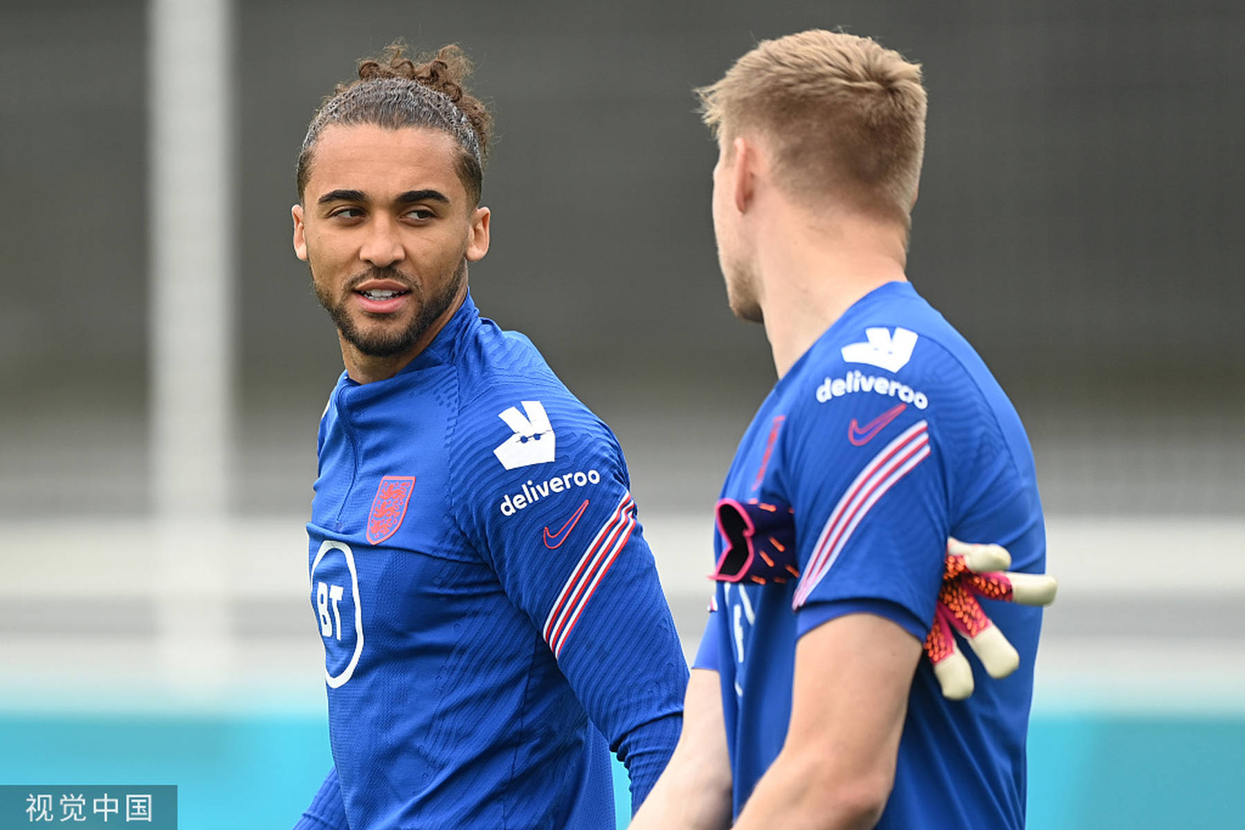 每体：巴萨与马利克-福法纳经纪人接触，了解未来转会可行性（每体：巴萨与马利克-福法纳经纪人展开接触，评估其未来加盟可行性）